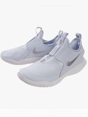 Nike Flex Runner in Light Blue Size 1Y